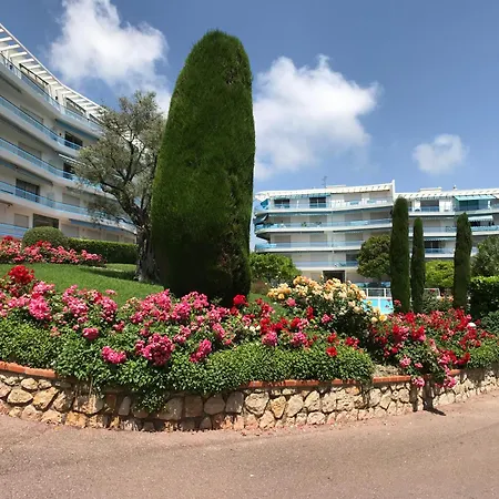 Spacious 3 Bed App With Pool 5min To Jlp Ideal For 2 Families Or 8 People * Juan-les-Pins